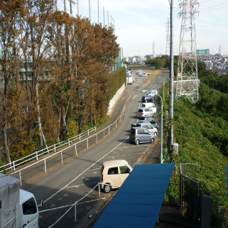 松岡武相台ハイツ駐車場